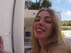 Tyttö, Auto, Hd, Selkäsauna, Ulkona, Julkinen, Ratsastaa, Märkä