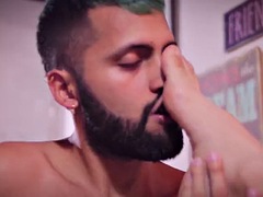 Footjob Camilo Brown fucks Alex Disneys feet and covers them with cum, licks the cum and swaps it with Alex