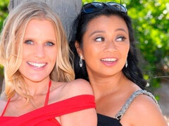 Stellung 69, Grosse titten, Blondine, Küssen, Lesbisch, Lecken, Masturbation, Muschi