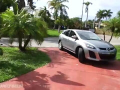 Traseiro, Mulher linda e grande, Bundão, Peitos grandes, Gordinho, Maduroa, Ao ar livre cartaz de rua outdoor, Tetas