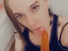 Biquine, Hardcore, Lingerie, Masturbação, Pontos de vista, Hermafrodita andrógina, Chupar, Câmera de web webcam