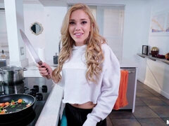 Culo grande, Verga grande, Rubia, Estilo perrito, Cocina, Tetas naturales, Adolescente, Tetas