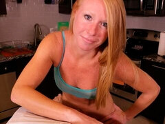 Cumizás, Ondó fröcskölés, Kézimunka, Konyha, Nyalás, Nézőpont, Vékony, Tini