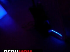 Stora tuttar, Blondin, Avsugning, Långt ner i halsen, Doggystyle, Hardcore, Mamma, Verklighet