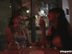 Anál, Kuřba, Stříkání spermatu, Péro, Dvojitá penetrace, Na obličej, Hardcore, Mamina