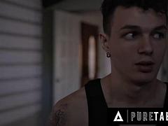 Peitos grandes, Boquete, Dona de casa, Interracial, Realidade, Cavalgar, Sexo grupal a três, Tetas