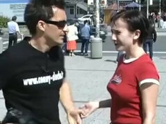 Brunetta, Sborrando, All'aperto, Realtà, Succhiando, Ragazza, Tette, Moglie