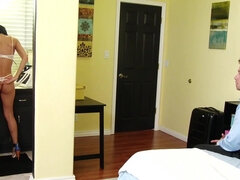 Pauzão, Boquete, Morena, Garganta funda, Transar de quatro, Hotel, Raspar depilar