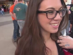 Bábika, Francúzskej, Hd