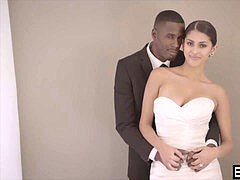 Grosser schwanz, Schwarz, Blasen, Aufs gesicht abspritzen, Würgen, Lingerie