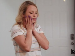 Masturbácia, Vonku, Piercing, Pička, Zrezanie, Tetovanie, Kozičky, Voyeur