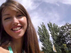 Κερατάς, Τσέχα, Λεφτά, Εκτός, Πραγματικότητα, Έφηβος