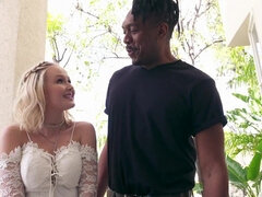 Grosse bite, Gros seins, Blonde, Sucer une bite, Plantureuse, Fétiche, Petite femme, Adolescente