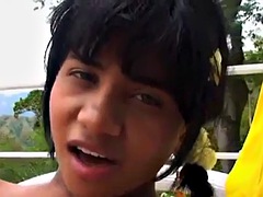 Tobie teen masturbates in naughty solo