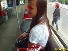 Studentin, Europäisch, Natürlichen titten, Muschi, Reiten, Rasiert, Dürr, Entkleiden