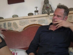 Iso perse, Isot tissit, Spermashotti, Käsihoito, Parinvaihto, Kolmen kimppa, Tissit, Vaimo