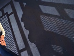 Sarokkal való, Fehérnemű, Érett feleség, Vöröshajú, Gyengéd kefélés, Egyedül