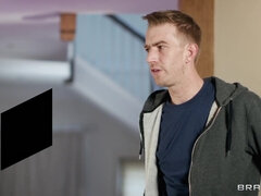 Αμερικάνος, Μωρό, Μεγάλα βυζιά, Ξανθιά, Βυζαρού, Πραγματικότητα, Στενό, Υγρό