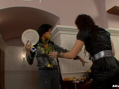 Peitos grandes, Morena, Briga de gatas, Fêmea, Nu pelado, Ducha chuveiro, Pornô leve, Tetas