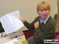 Pompino, Da dietro, Hd, Leccata, Rasata, Ragazza, Stretta, Tette