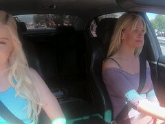 Поза 69, Клитор, Лесбиянка, Мастурбация, Натуральные сиськи, На публике, Сиськи, Влажная