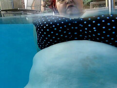 Amatör, Amerikansk, Stor stjärt, Knubbig, Fetisch, Granny, Gym, Pool