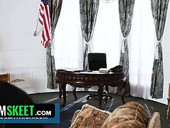 Pijpbeurt, Universiteit, Sperma shot, Diep in de keel, Handbeurt, Hd, Schreeuwen, Tiener