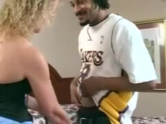 Grosse bite, Gros seins, Sucer une bite, Cocu, Interracial, Lingerie, Mature, Rasée