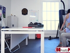 Hatalmas hátsó, Cumizás, Mélytorok, Kutya póz, Kőkemény, Filigrán alkatú, Tini, Begyek