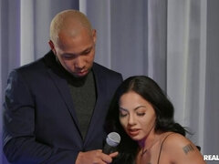 69, 黒人, 顔射, なめる, オイル, オマンコ, 馬乗り, 剃毛