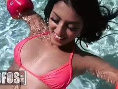 Sophia Leone Gets Fucked Hard Poolside - Swimming Lesson Turns Into Hot Public Sex