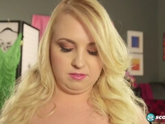 Bbw stor vacker kvinna, Stora tuttar, Blondin, Påklädda, Rolig, Onani, Solo