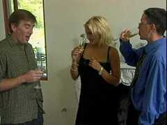 Anal, Blondine, Komme i munden, Hårdt, Hd, Hæle, Hustru, Trekant