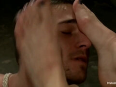 Bdsm, Bondáž, Brunetka, Hlboký orál, Femdom, Fetiš, Fetiš nôh, Hd