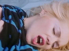 Marilyn Jess - Blonde Beauty and a Car Hood (Gr-2)