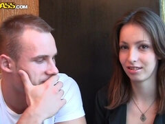 Kisbaba, Cumizás, Gesztenyebarna, Csoportos kefélés, Kőkemény, Nuni, Tini, Begyek