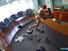 Cumizás, Orvos, Kézimunka, Nyalás, Ápoló, Iroda, Nézőpont, Hármas