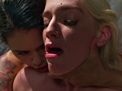 Kötözés – fegyelmezés, Láb, Domina szerep, Fétis, Ujjazás, Kőkemény, Leszbikus, Valóság