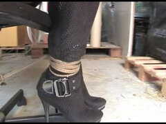 Kötözés – fegyelmezés, Szőke, Kötözés, Csizmák, Női, Vékony, Ribanc, Begyek