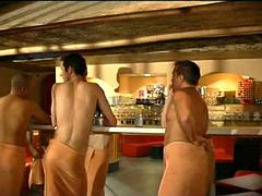 Enthousiasteling, Grote mammen, Blond, Pijpbeurt, Laarzen, Frans, Groep, Tieten likken