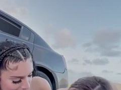 Bambino, Bionda, Schizzo di sborra, Di colore, Interrazziale, All'aperto, Puttana, Terzetto