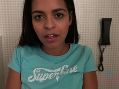 Černé, Panenka, Latinské, Kalhotky, Různé pohledy, Pička, Sukně, Kouření