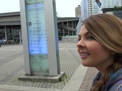 Bruinharig, Sperma, Voeten, Vriendin, Gezichtspunt, Dikke tepels, Roken, Tieten likken