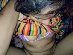 Anális szex, Cumizás, Ondó fröcskölés, Dupla behatolás, Láb, Házi készítésű, Indiai, Maszti