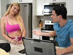 Stor røv, Stor pik, Store bryster, Blondine, Pik sutte, Hundestilling, Mor jeg gerne vil kneppe