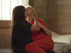 Ruskeahiuksinen, Suudella, Lesbo, Itsetyydytys