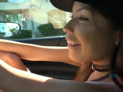 Strand, Bikini, Freundin, Nackt, Piercing, Spielzeuge, Vibrator, Nass