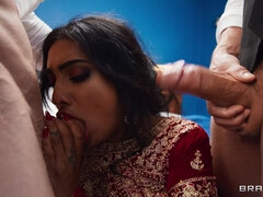 Aasialainen, Suihinotto, Ruskeahiuksinen, Kolmen kimppa