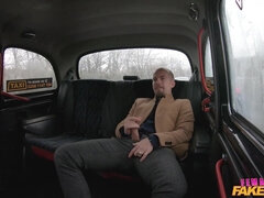 Lízaní zadků, Velké kozy, Prsatá, Dávení penisem, Hardcore, Výprask, Venku, Tetování