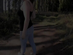 18 jahre, Grosser arsch, Grosse titten, Braunhaarige, Lingerie, Milf, Im freien, Pissen